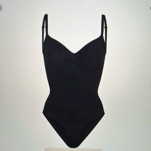 COPY - Viral Skims bodysuit